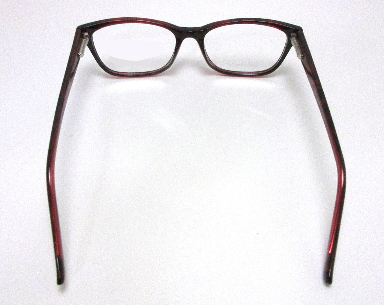 back view of women's red readers show how the angle of the temples accommodates medium and wider face sizes